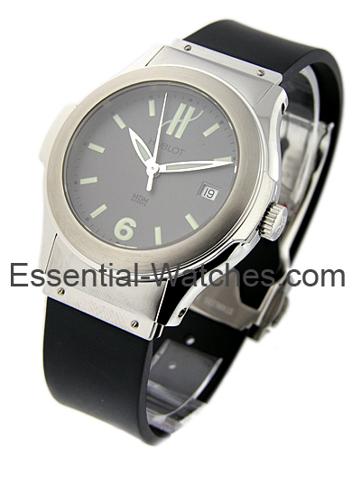 Hublot Large Size Steel "Elegant" on Rubber - 1910.G40.1 - Essential Watches