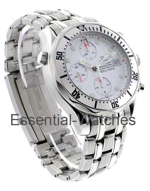 Omega Seamaster Chronograph in Steel - 2196 - Essential Watches